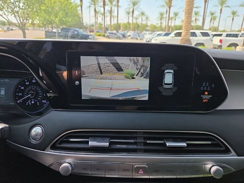 Used 2022 Hyundai Palisade SEL w/ Premium Package FWD image 14