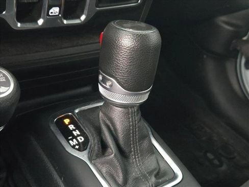 Used 2023 Jeep Wrangler Unlimited w/ Sun & Screen Package AWD/4WD image 11