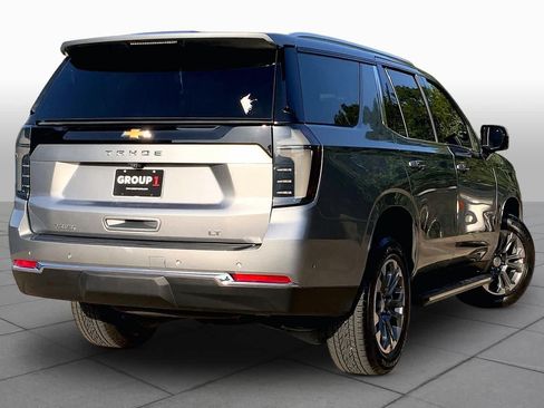 Used 2025 Chevrolet Tahoe LT w/ Comfort Package AWD/4WD image 12