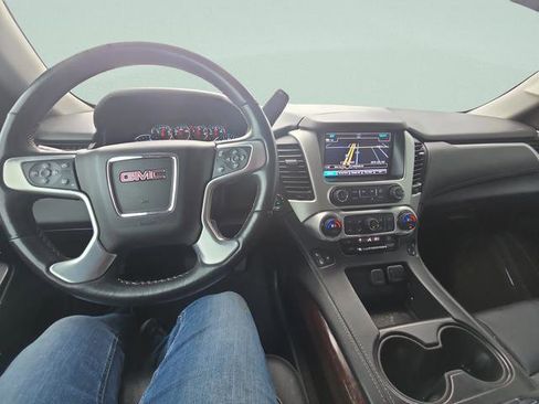 Used 2020 GMC Yukon SLT w/ Open Road Package image 18