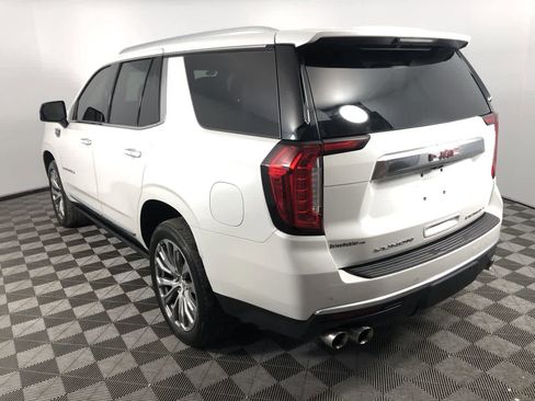 Used 2022 GMC Yukon Denali w/ Denali Premium Package image 6