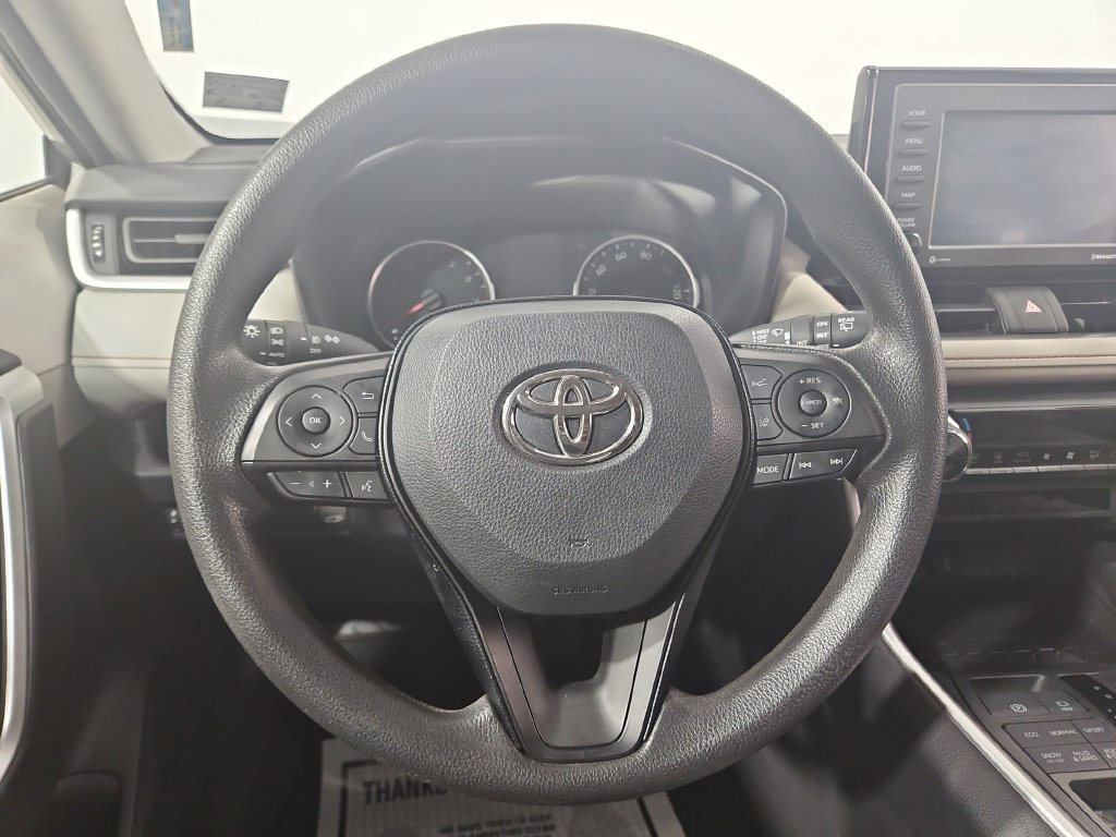 Used 2020 Toyota RAV4 XLE w/ Convenience Package AWD/4WD image 15