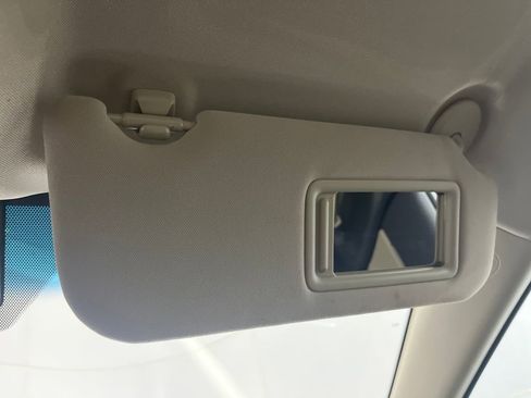 Used 2018 Toyota Camry LE image 80