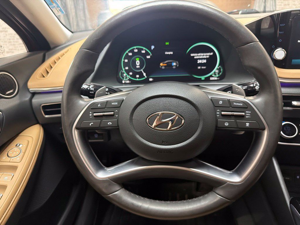 Used 2023 Hyundai Sonata Limited w/ Cargo Package FWD image 19