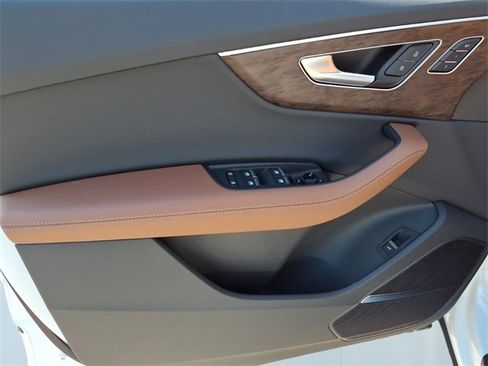 New 2026 Audi Q7 3.0T Premium Plus image 9