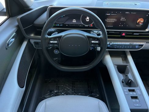 Used 2023 Hyundai Ioniq 6 SEL RWD image 15