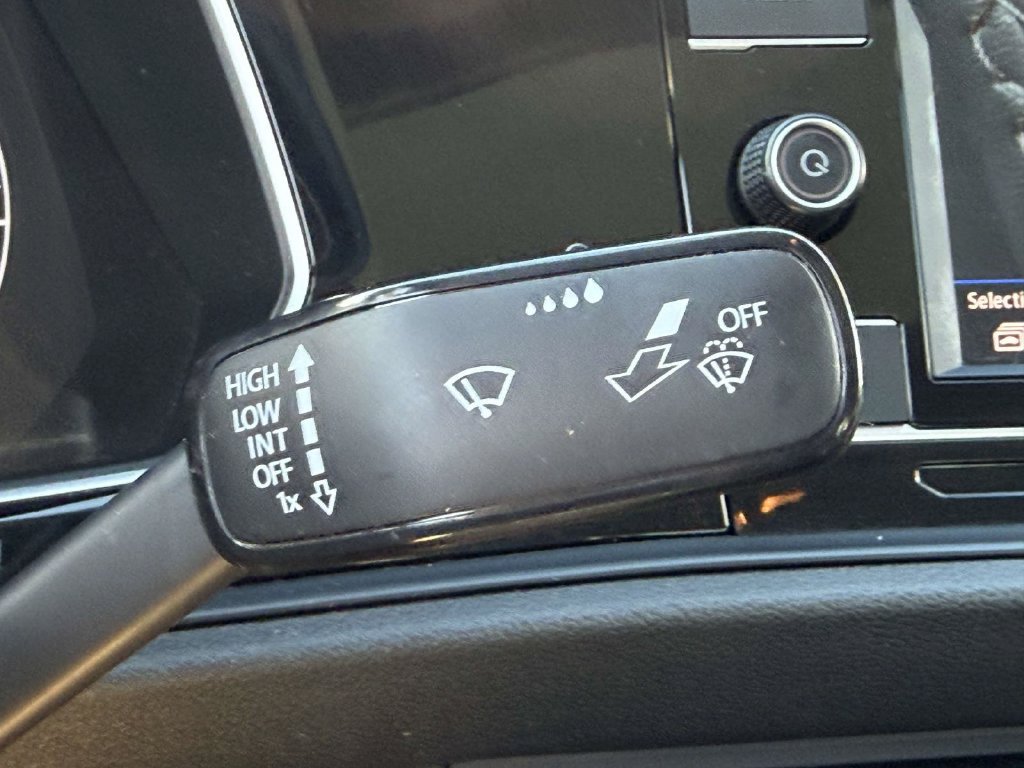 Used 2019 Volkswagen Jetta SE FWD image 24
