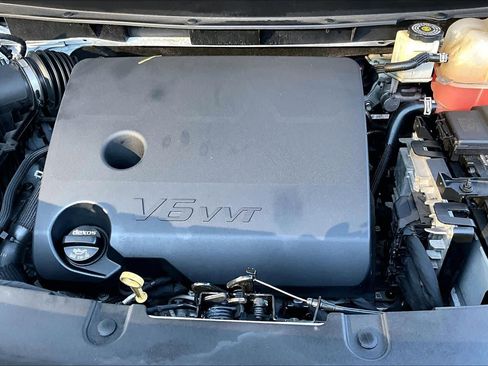 Used 2020 Chevrolet Traverse LT image 31