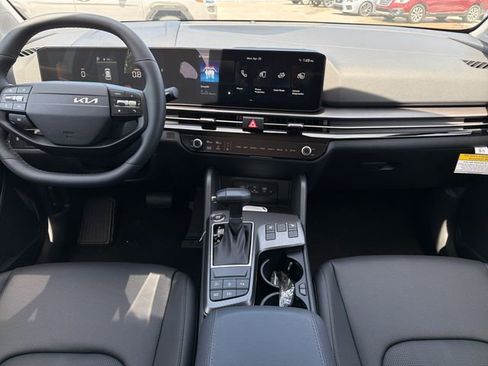 New 2026 Kia Sportage EX FWD image 9