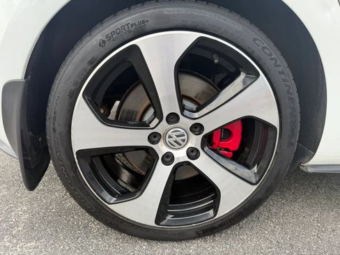 Used 2017 Volkswagen GTI Autobahn FWD image 33