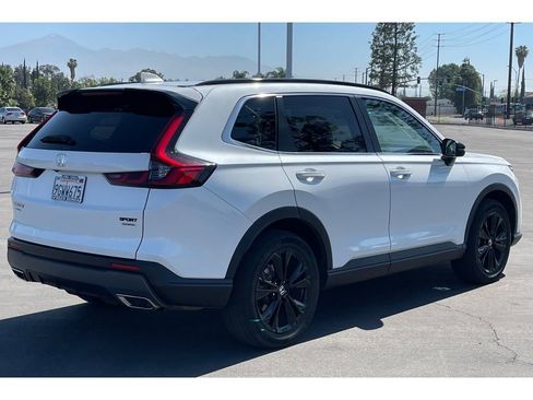 Used 2023 Honda CR-V Sport Touring image 6