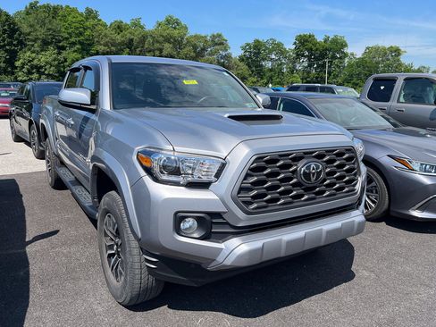 Used 2021 Toyota Tacoma TRD Sport AWD/4WD image 1