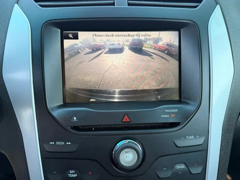 Used 2014 Ford Explorer XLT w/ Equipment Group 202A image 16