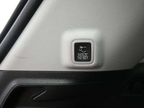 Used 2023 Jeep Grand Cherokee Summit w/ Adv Protech Group IV AWD/4WD image 30