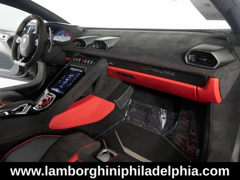 Used 2023 Lamborghini Huracan Tecnica RWD image 32