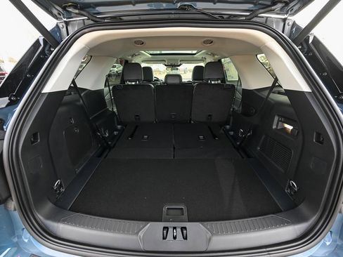 New 2026 Ford Explorer Active w/ Active Comfort Package image 13