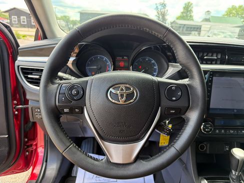Used 2015 Toyota Corolla S FWD image 10