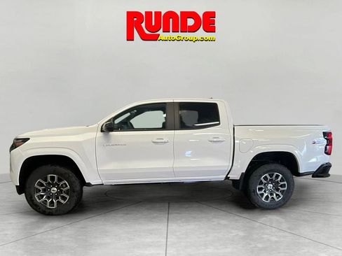 New 2025 Chevrolet Colorado Z71 image 2