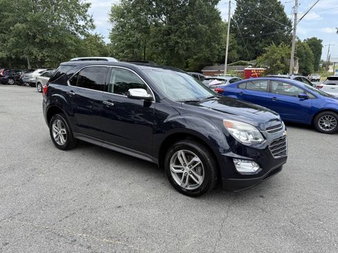 Used 2016 Chevrolet Equinox LTZ w/ Enhanced Convenience Package AWD/4WD image 4