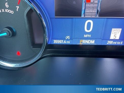 Used 2024 Ford Expedition XLT image 30