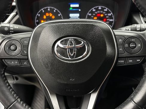 Used 2025 Toyota Corolla Cross LE FWD image 22