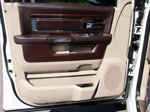 Used 2016 RAM 1500 Laramie Longhorn w/ Convenience Group image 14