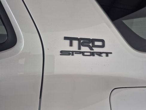 New 2025 Toyota RAV4 XLE Premium image 12