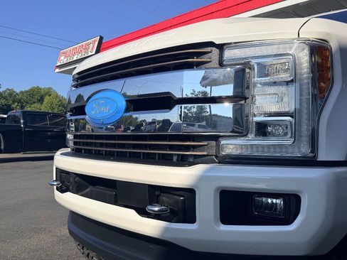 Used 2019 Ford F250 King Ranch w/ King Ranch Ultimate Package image 19