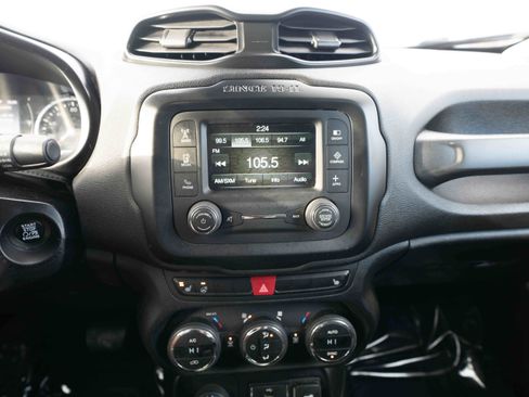 Used 2016 Jeep Renegade 75th Anniversary image 16