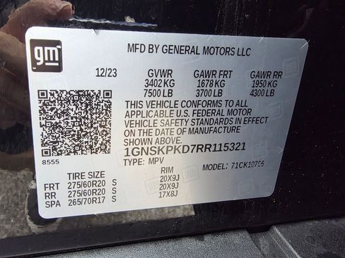 Used 2024 Chevrolet Tahoe Z71 w/ Luxury Package image 32