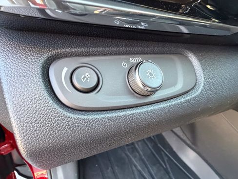New 2026 Buick Envista Sport Touring w/ Convenience I Package FWD image 18