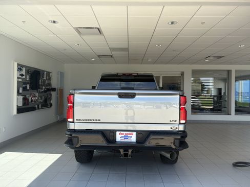 New 2026 Chevrolet Silverado 3500 LTZ w/ LTZ Plus Package AWD/4WD image 8