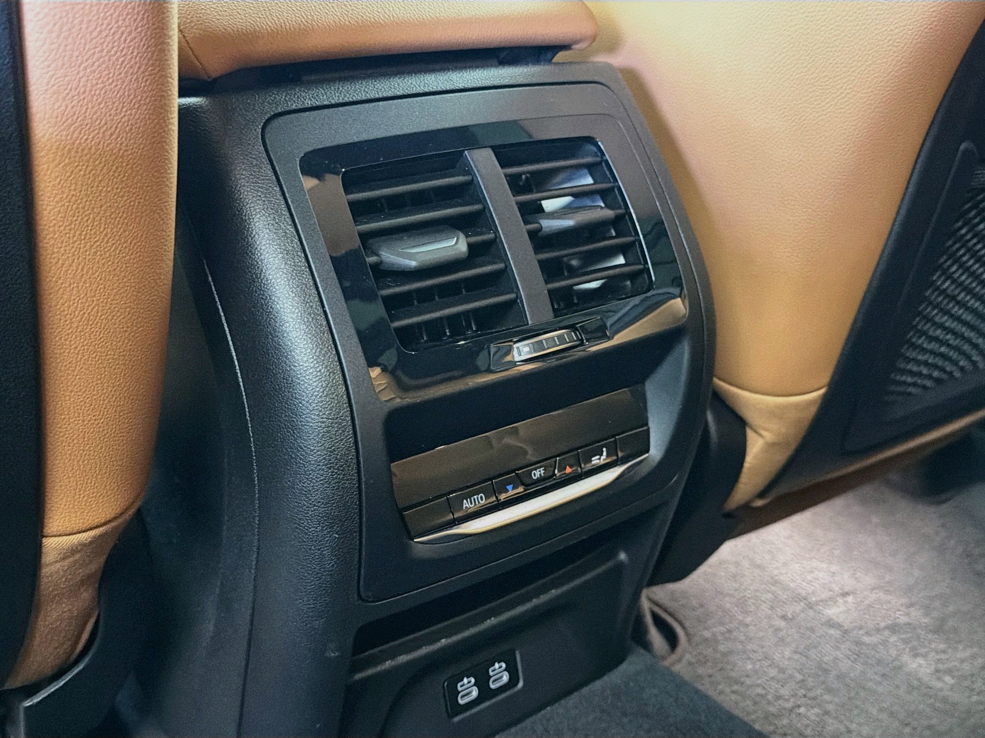 Used 2023 BMW X3 sDrive30i w/ Premium Package RWD image 29