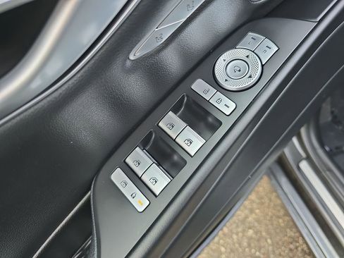 Used 2023 Genesis G80 2.5T image 26