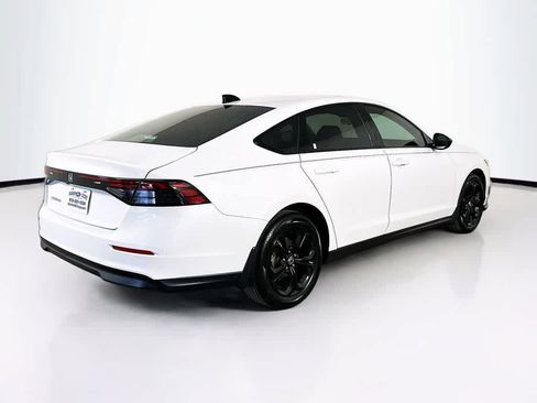 Used 2025 Honda Accord SE image 25
