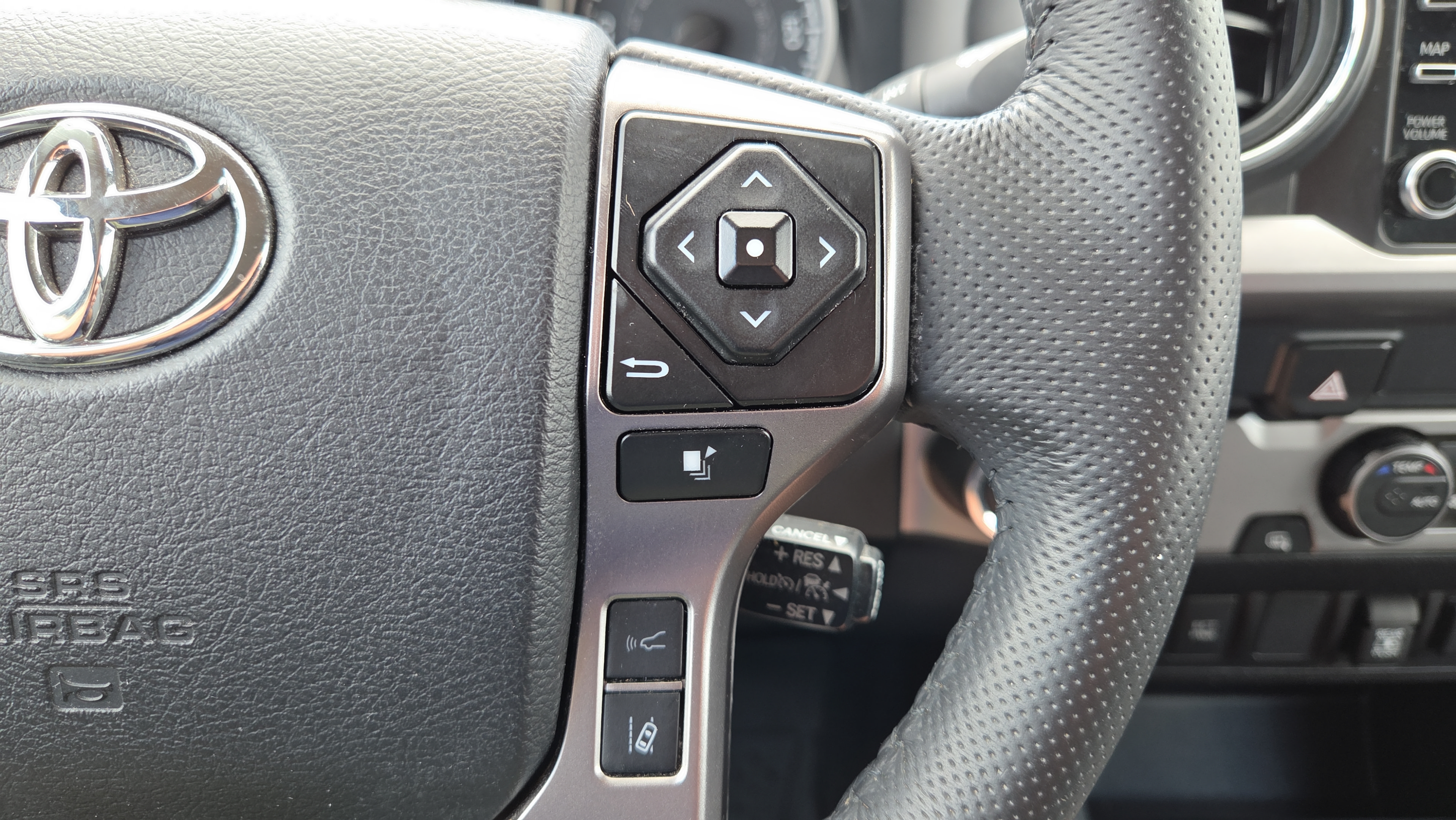 Certified 2023 Toyota Tacoma SR5 RWD image 25