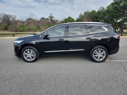 Used 2022 Buick Enclave Premium w/ Surround and Sites Package image 2