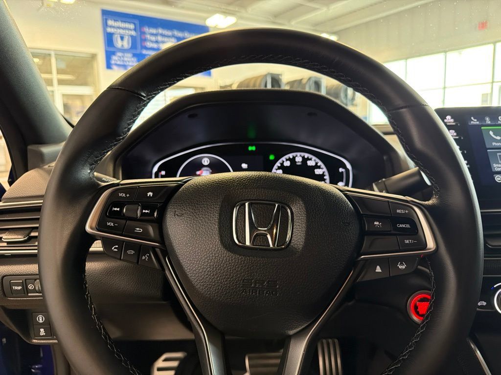 Used 2022 Honda Accord Sport image 18