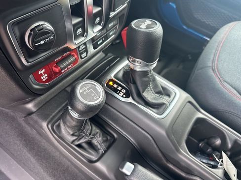 New 2026 Jeep Wrangler Rubicon AWD/4WD image 27