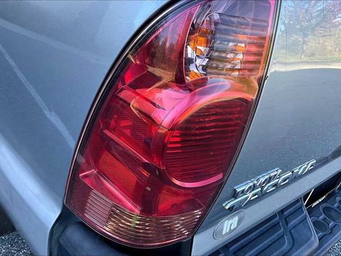 Used 2015 Toyota Tacoma 2WD Access Cab image 26