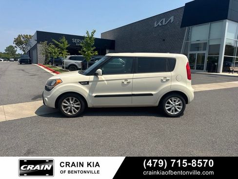 Used 2012 Kia Soul FWD image 10