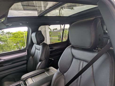 New 2026 Jeep Grand Wagoneer L Limited image 22