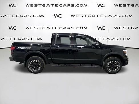 Used 2021 Nissan Titan PRO-4X w/ Pro-4x Convenience Package image 11