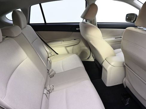 Used 2014 Subaru Crosstrek 2.0i Premium image 12