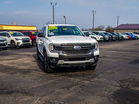 Used 2024 Ford Ranger XLT w/ FX4 Off-Road Package image 10