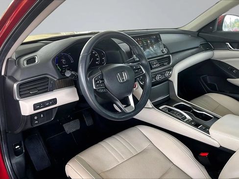 Used 2019 Honda Accord Touring image 14