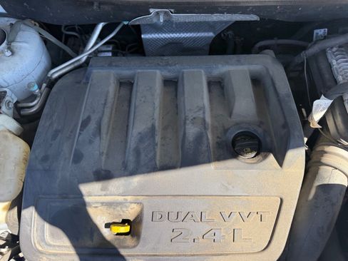Used 2017 Jeep Compass Latitude FWD image 21