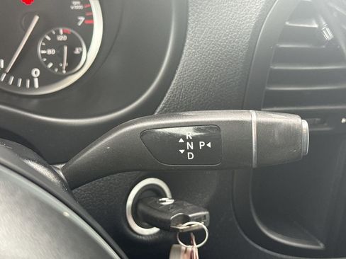 Used 2019 Mercedes-Benz Metris Passenger image 14