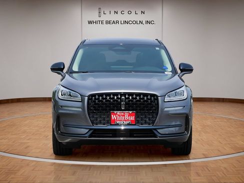 Used 2024 Lincoln Corsair Reserve w/ Equipment Group 201A FWD image 2