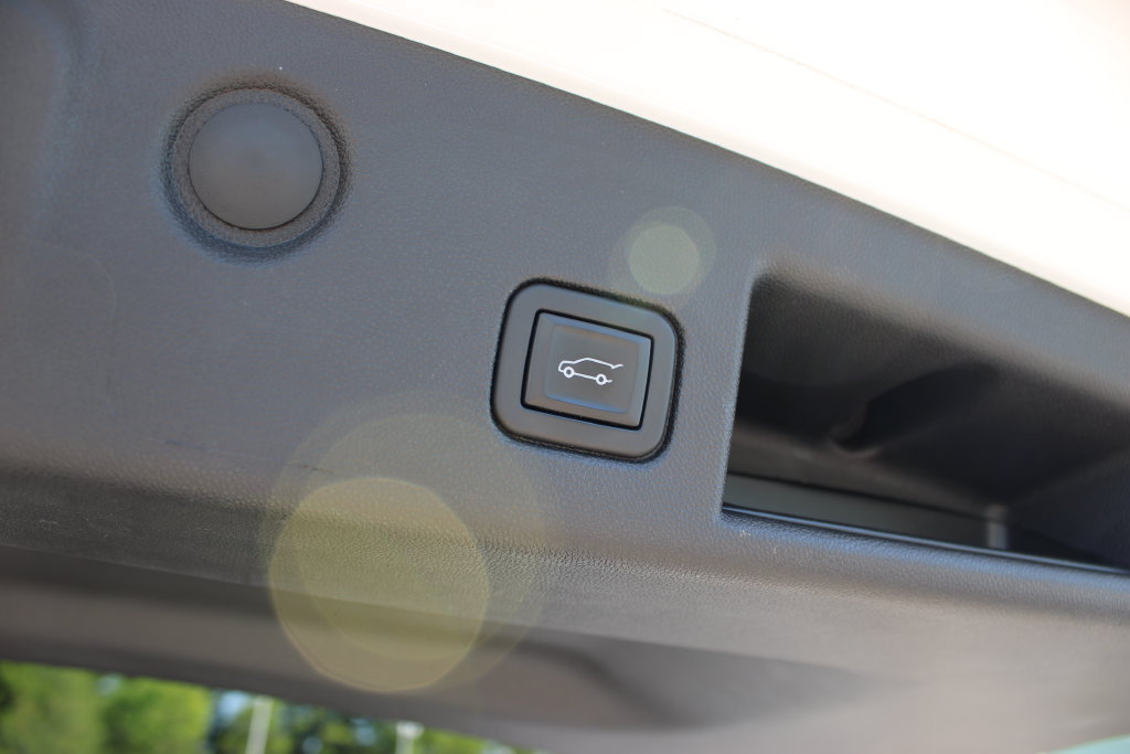 Certified 2024 Chevrolet Equinox LT FWD image 31